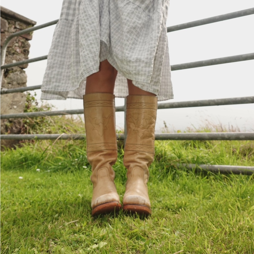 Vintage steer stitch banana campus boots 5.5